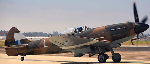 Supermarine Spitfire Mk.XIV NX749DP, August 17, 2013